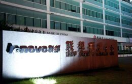Lenovo culpa smartphones pelo maior prejuízo trimestral de sua história