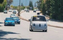 Carro autônomo do Google vai buzinar, diz porta-voz