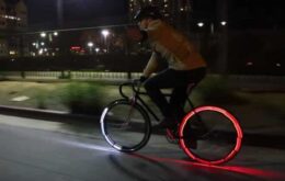 Empresa cria luzes bluetooth que funcionam como setas para bicicletas; veja