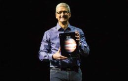 Tim Cook provoca Microsoft e diz que Apple não irá combinar um Mac a um iPad