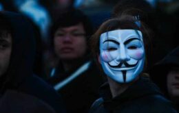 Anonymous ameaça senadores que votarem a favor do limite na internet fixa