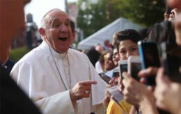 A felicidade não é um aplicativo que dá para baixar, diz Papa Francisco