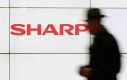 Principal fornecedora da Apple se torna dona da Sharp