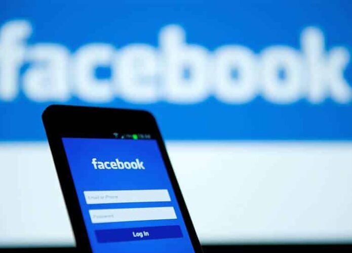 Facebook usa críticas feitas por usuários para atrair novos membros