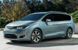 Google adiciona 100 minivans à sua frota de carros autônomos