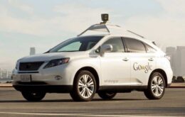 Patente faz carro do Google abrir passagem a veículos da polícia