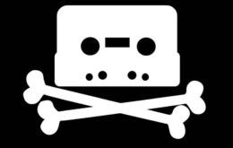 GoDaddy é obrigado a suspender quatro domínios de pirataria de música