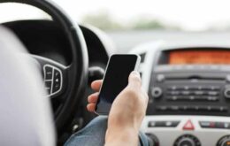 Nova tecnologia impede que motoristas usem o celular enquanto dirigem