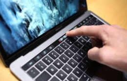 Touch Bar do MacBook Pro permite pular propagandas do YouTube