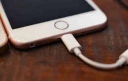 Apple estuda trocar porta Lightning do iPhone por USB-C