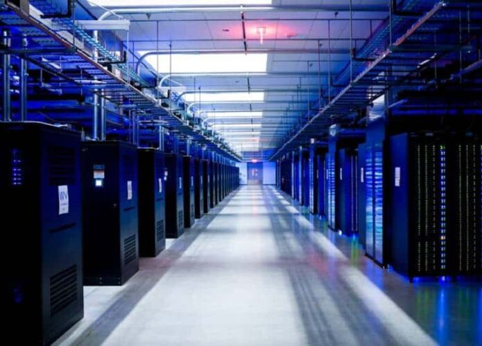 Facebook negocia com governo para instalação de data center no Brasil