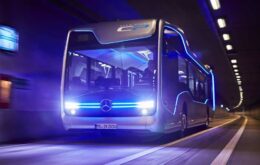 Mercedes apresenta ‘ônibus do futuro’ que dirige sozinho