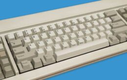 Teclado feito pela IBM em 1981 volta a ser vendido por mais de R$ 1.000