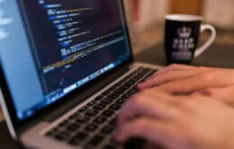 Hackathon oferece como prêmio trabalho remoto com salário de R$ 315 mil por ano