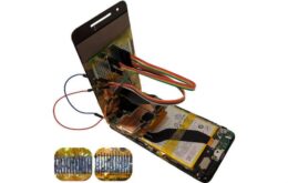 Hackers podem usar touchscreen modificada para sequestrar smartphones