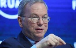 Eric Schmidt deixa a presidência da Alphabet, empresa que controla o Google