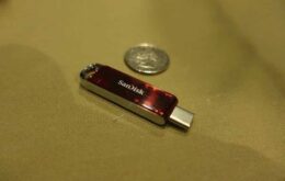 Este é o menor pen drive do mundo com 1 TB de capacidade