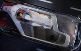 Carro autônomo do futuro da Volvo pode se transformar em cama sobre rodas