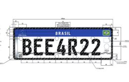 Placa de carro com chip e QR Code começa a valer no Brasil