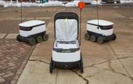Universidade dos EUA usa robôs para entrega de comida em seu campus. Confira o vídeo