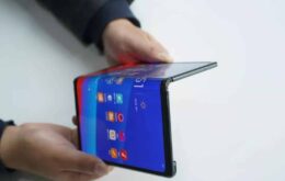 MWC 2019: Oppo mostra sua versão de celular dobrável