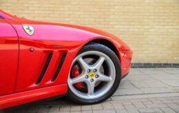Ferrari anuncia recall de 2.150 carros por risco de incêndio