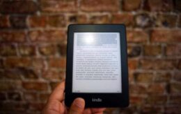 Amazon atualiza o Kindle básico com luz interna (e preço mais alto)