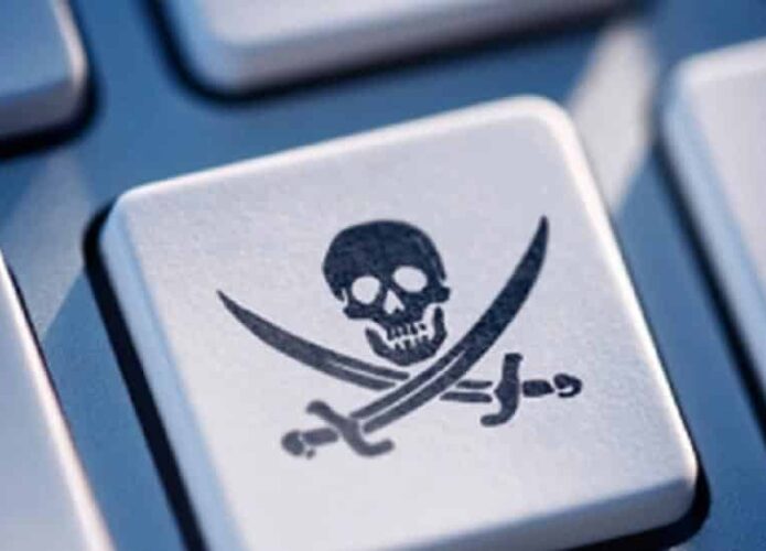 Contra a pirataria, Facebook bloqueia links do The Pirate Bay na rede