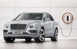 Bentley quer oferecer uma versão híbrida de todos seus modelos até 2023