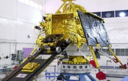 Índia se prepara para pousar sonda na Lua e buscar sinais de água