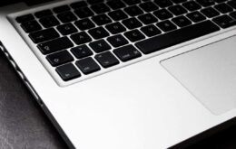 Apple vai se livrar do ‘teclado borboleta’ nos MacBooks já neste ano