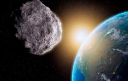 Asteroide passa ‘raspando’ pela Terra