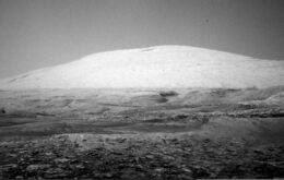 Rover Curiosity da Nasa captura bela imagem do Monte Sharp em Marte