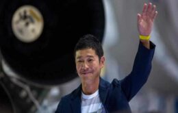 Primeiro passageiro da SpaceX à Lua e dono do Zozotown vende empresa ao Yahoo Japão