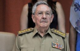 Twitter bloqueia conta de Raúl Castro e da mídia estatal cubana