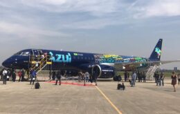 Embraer apresenta novo avião