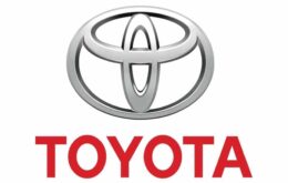 Carros híbridos da Toyota utilizam baterias similares às da Tesla