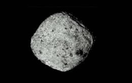 Asteroide Bennu está ‘cuspindo’ rochas no espaço