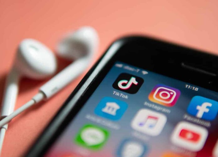 Facebook estaria oferecendo dinheiro para criadores trocarem TikTok por Instagram