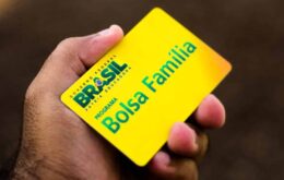 Novo golpe no WhatsApp promete material escolar para beneficiários do Bolsa Família