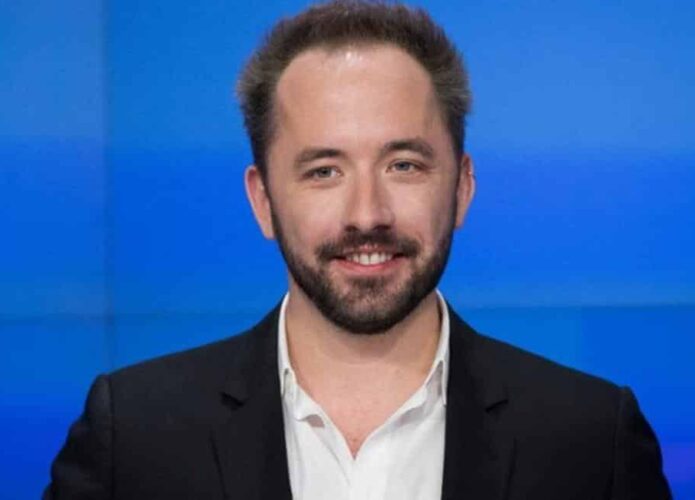 Facebook recruta CEO do Dropbox para conselho da empresa