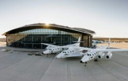 Virgin Galactic prepara sua aeronave para voos turísticos suborbitais