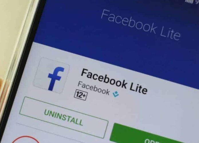 Facebook Lite começa a receber modo escuro