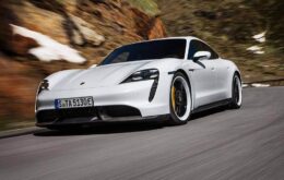 Porsche Taycan bate recorde mundial de derrapagem com carro elétrico