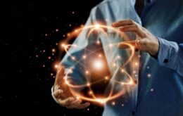 Físicos conseguem ‘segurar’ átomo individual pela primeira vez