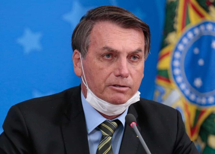 Instagram ‘esconde’ publicação de Bolsonaro por conter informação incorreta