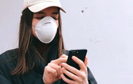 iPhone facilitará desbloqueio de tela para quem está usando máscara