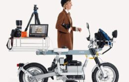 Moto elétrica sueca pode ser transformada em bancada de trabalho