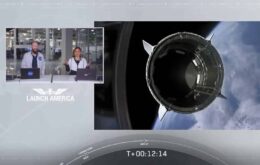 SpaceX faz história e coloca astronautas em órbita