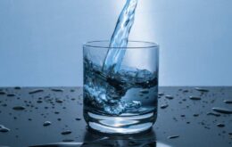 4 aplicativos para ajudar você a lembrar da hora de beber água